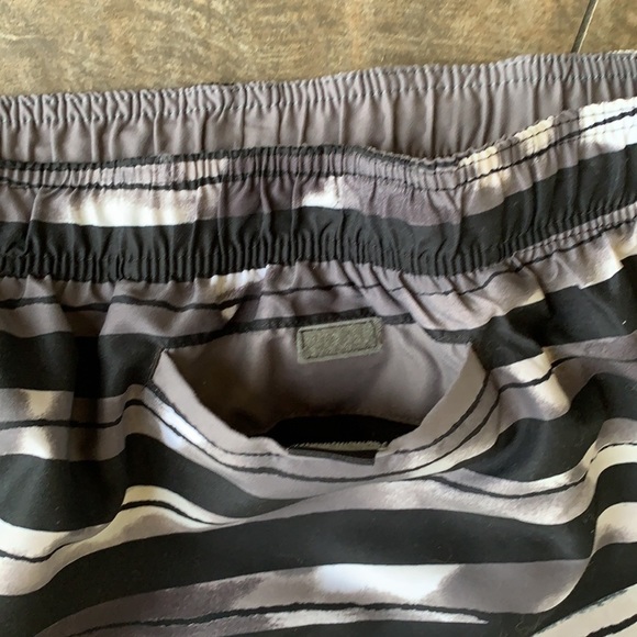 NIKE REPEL MENS SWIMMING SHORTS - Picture 10 of 12